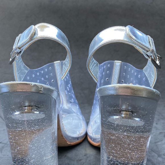 CHANEL transparent block heel sandals - Picture 5 of 9